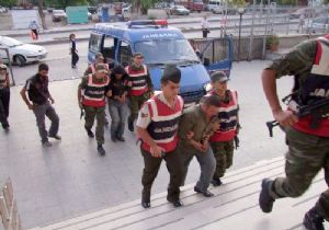 Kablo hırsızlarına suç üstü